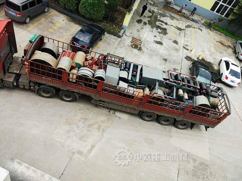 中嘉重工帶式輸送機設備發貨香格里拉 項目即將完成安裝